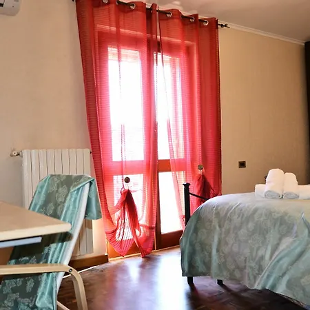 Alojamento de Acomodação e Pequeno-almoço Stellato House Roma